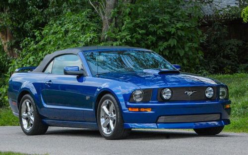 2007 Mustang GT Convertible - Phil & Rose Schieber - Charlestown, IN